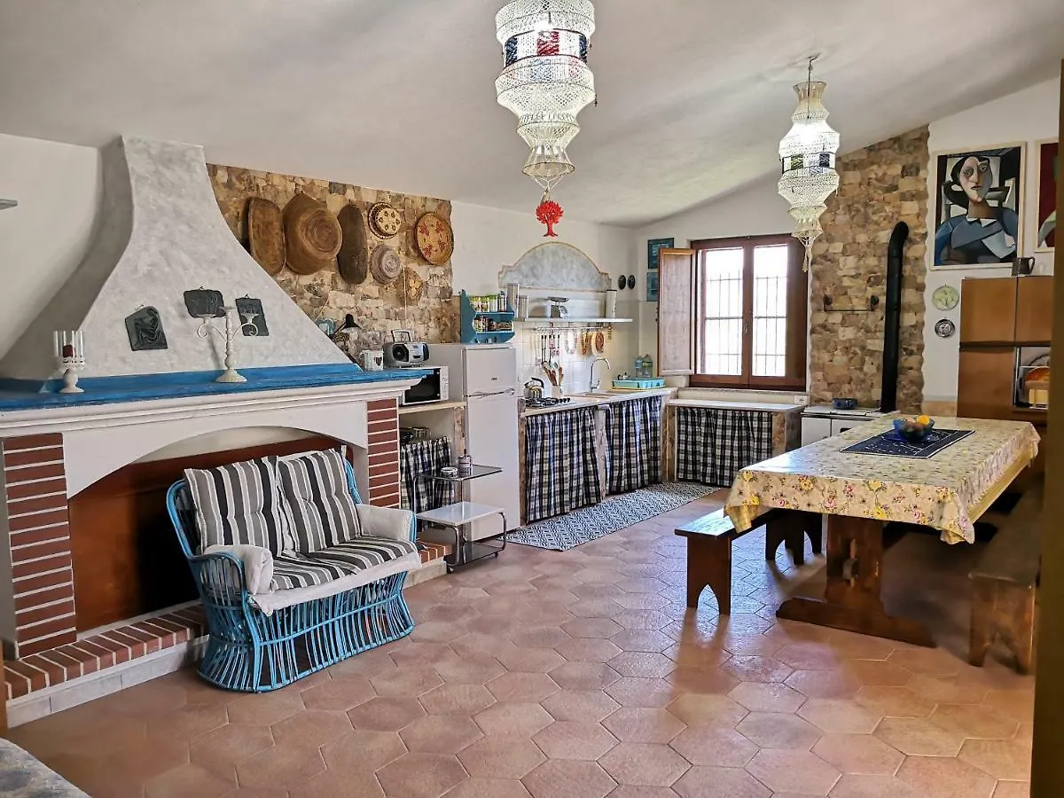 Villa Walter Oliena Nyaraló